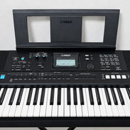 Piano Yamaha PSR-E473 como nueva, muy poco uso 53050783 - Img 56632099