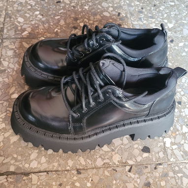 Zapatos clásicos de vestir. - 2/4