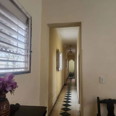 Ofertaaa casa independiente con 350 metros cuadrados y 3 dormitorios en excelente zona de Playa!!! - Img 121750928
