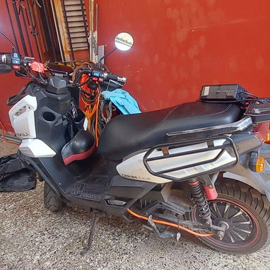 Vendo moto eléctrica - 2/3