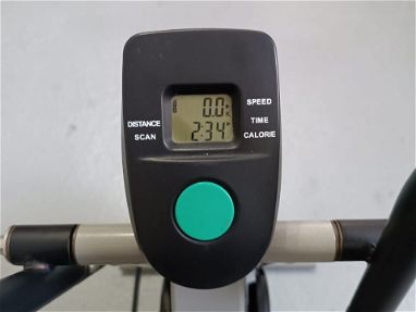 Bicicleta escaladora elíptica,  en perfecto estado, poco uso - Img 68081501