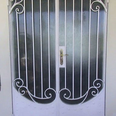 Llamenos al **5 292 7532**. Herrería Poey, donde no solo va a encontrar seguridad, sino tranquilidad, y confianza.. . - Img 126000375