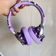 AUDÍFONOS ESTILO GRAFITI SY-T12. (NEGRO Y MORADO) - Img 55464261