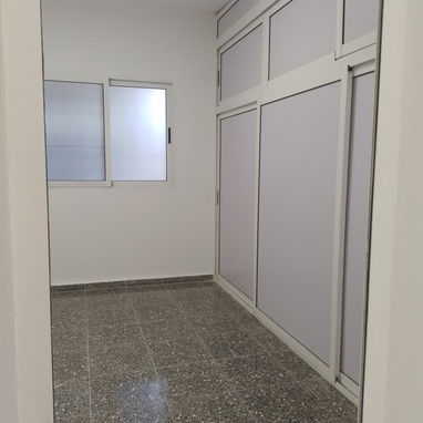 Moderna casa Independiente en CALLE 100 - Img 125004071