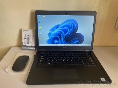 Laptop Dell latitude 5490, i5 de 8va, 8 gb de ram pantalla táctil full hd mause inalambrico - Img main-image-45720879