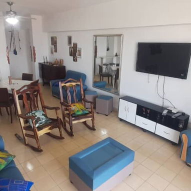 Rento casa en vedado. Larga estancia. Sólo familia PARA EXTRANJEROS - Img 114824408