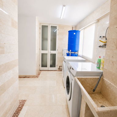 Apartamento de Lujo 230 m² | 3 Habitaciones con Baño Privado | Venta USD 275,000 | Alquiler USD 2,300 - 9/10