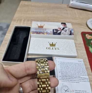 Exclusivo Reloj Automático marca Olev - Img 84070421