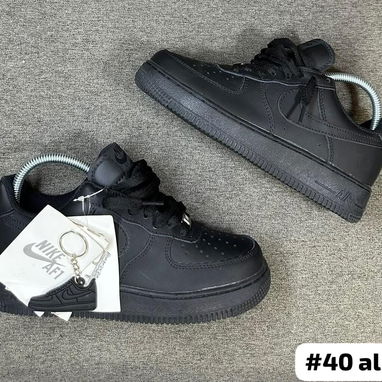 Tenemos variedad de tenis👟 - 3/7