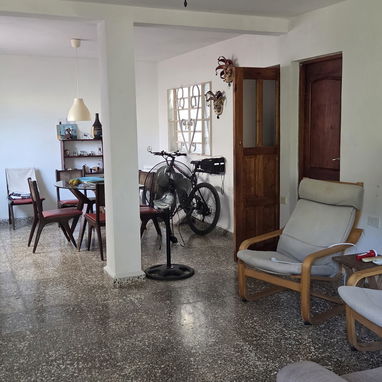 Permuto casa independiente para el Vedado - Img 119689003
