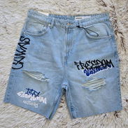 Variedad de Bermudas Berska y Pull&Bear 50666915 - Img 54095014