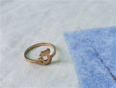 Lindos anillos de acero quirúrgico - Img main-image