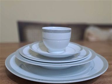 Vajilla de porcelana fina de diseñador alemán (10 piezas) - Img 65921877