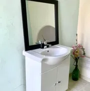 Mueble de baño con lavamano y otros accesorios varios modelos disponibles - Img 49925721