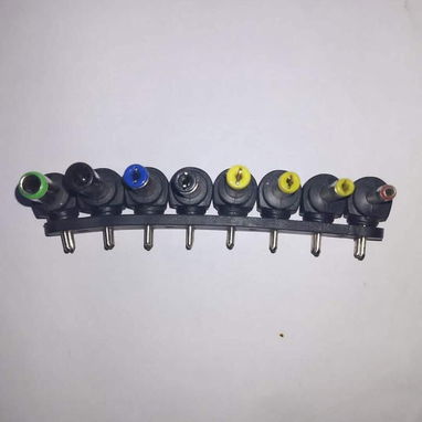 Cargador universal nuevo para laptop ! - Img 116234857