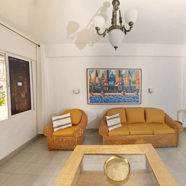 Encantador apartamento de 2 habitaciones disponible en Vedado, La Habana - Img 125864613