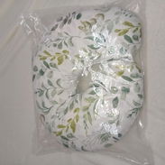 ALMOHADA EN FORMA DE U - Img 58423277
