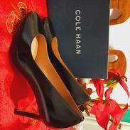 Tacones negros ... Nuevos en caja - Img 58462101