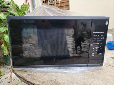 Microwave nuevo color negro muy bonito al mejor precio - Img main-image-45578921