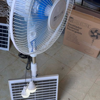 VENTILADORES RECARGABLES DE PEDESTAL, GARANTÍA, transporte+18133093827 - Img 118925327