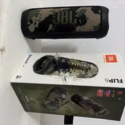Ganga bocina JBL Flip 6 de uso pero impecable como nueva con forro y su caja - Img 55584090