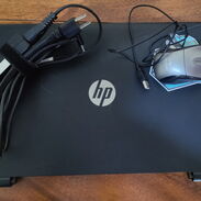 Vendo laptop HP de 15 pulgadas  500 de disco 4 ram  Se da con un mouse aparte  Único problema no tiene batería me ajusto - Img 45303004
