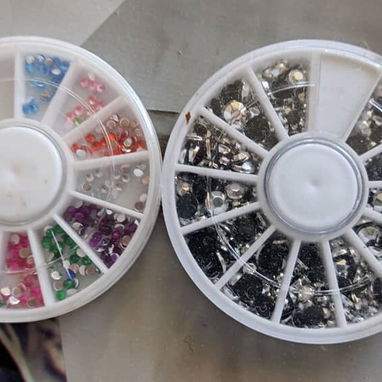 Vendo negocio de uñas completo - Img 121931581