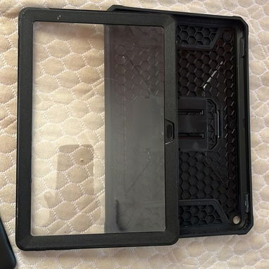 Amazon Fire HD 10 (11ª Gen) 3GB RAM | 32GB Almacenamiento Batería 6200 mAh  (dura bastante)  5 meses de uso. - 2/3