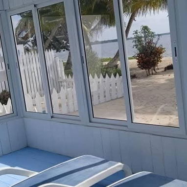 Venta de propiedad en primera línea en la playa - Img 107858537