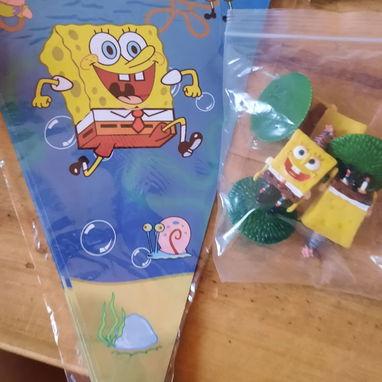 Cosas de cumpleaños de Bob Sponja - 3/3