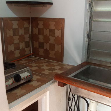 Se renta habitación en playa por tiempo indefinido - Img 119382896