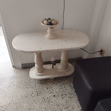 Se venden 3 mesitas de centro de marmol y un mueble con pedestal. - 3/4