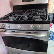 Cocina GE 5 hornillas con horno de acero inoxidable - Img 48283492