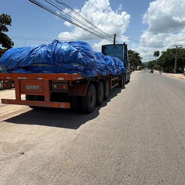 Transporte de carga y contenedores. - Img 127745370