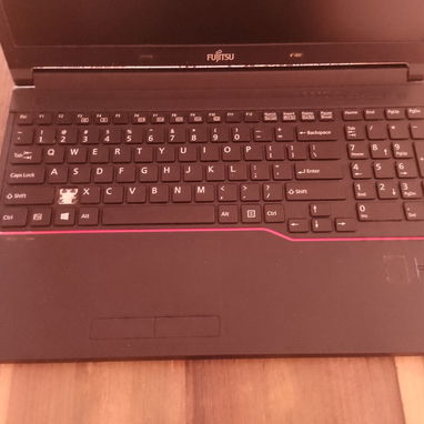 Laptop Fujitsu i5 de 4ta - Img 125926733