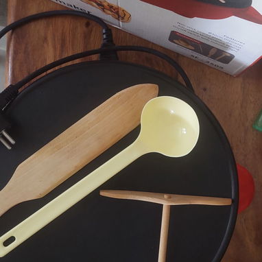 Vendo equipo para hacer crepes o arepas marca ALPINA de 220v - Img 125012322