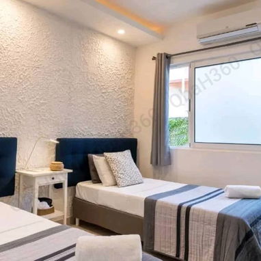 RENTA hostal de 4 habitaciones a metros del mar EN PLAYA VARADERO con Qba Hostin 360. - 3/10