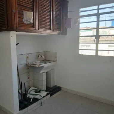 Venta/ en Marianao me ajusto - Img 117830775