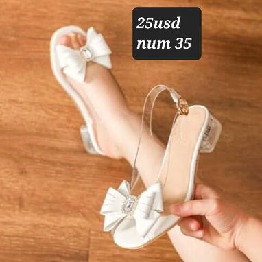 Zapatos de mujer y de niña - 3/4