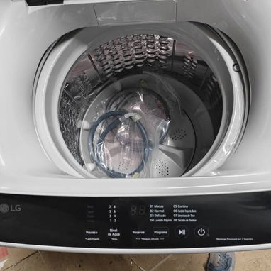 LAVADORA AUTOMÁTICA LG 9KG. ......*315 USD.* 💦ENTRADA DE AGUA CALIENTE Y AGUA FRÍA TAMBOR DE ACERO INOXIDABLE - Img 117070175