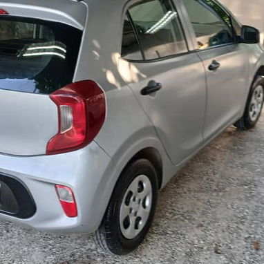Vendo o negoceo kia picanto del 2017 carrito bueno - Img 94063701