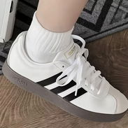 Tenis Adidas VL Court Base #44 - Img 58454891