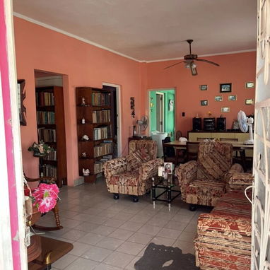 Casa espaciosa en Arroyo Naranjo - Img 117536079