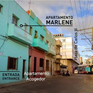 Apartamento independiente con balcón al lado de la tienda de Carlos III - Img 125525470