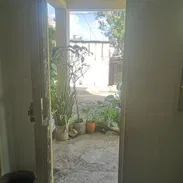 Apartamento puerta calle en bajos placa ocupada,de 1 cuarto en 5 mil USD - Img 54532834