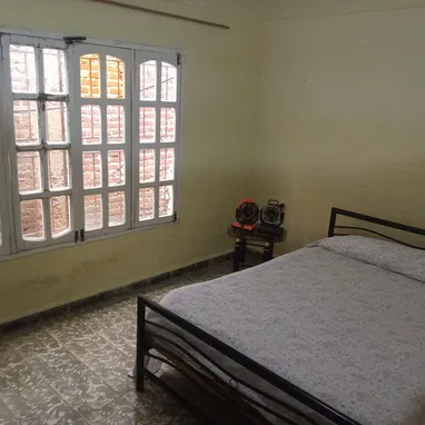 Vendo casa placa libre primera planta Holguin - 3/8