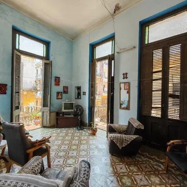 San Rafael y Escobar,Apto Colonial,1er Piso,2 Balcones a 2 Calles Diferentes, Varios Ventanales,2/4 Originales ,Sala,Sal - 3/8