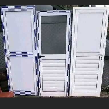 Marqueteria de aluminio realizamos puertas , ventanas a las medidas que usted desee.. - Img 119268043