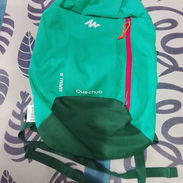 Mochila verde Quechua - Img 56410601