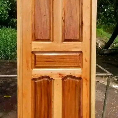 Puertas de madera cedro listas para montar con mensajería incluída en toda la Habana - 2/3